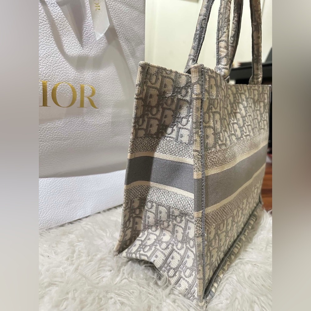 Christian Dior Book Tote Bag in Gray Monogram - Picture 6 of 14